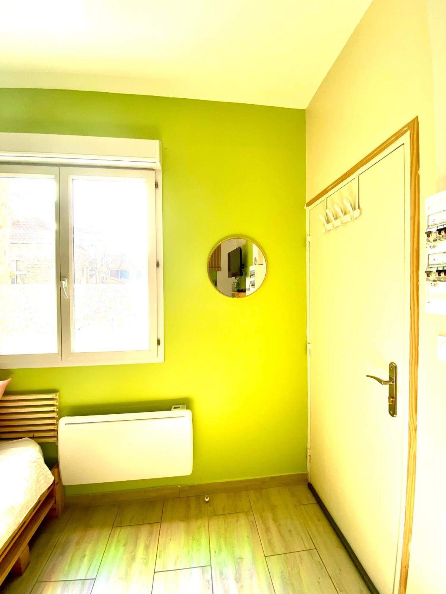 La Petite Escapade Lejlighed Calais Eksteriør billede