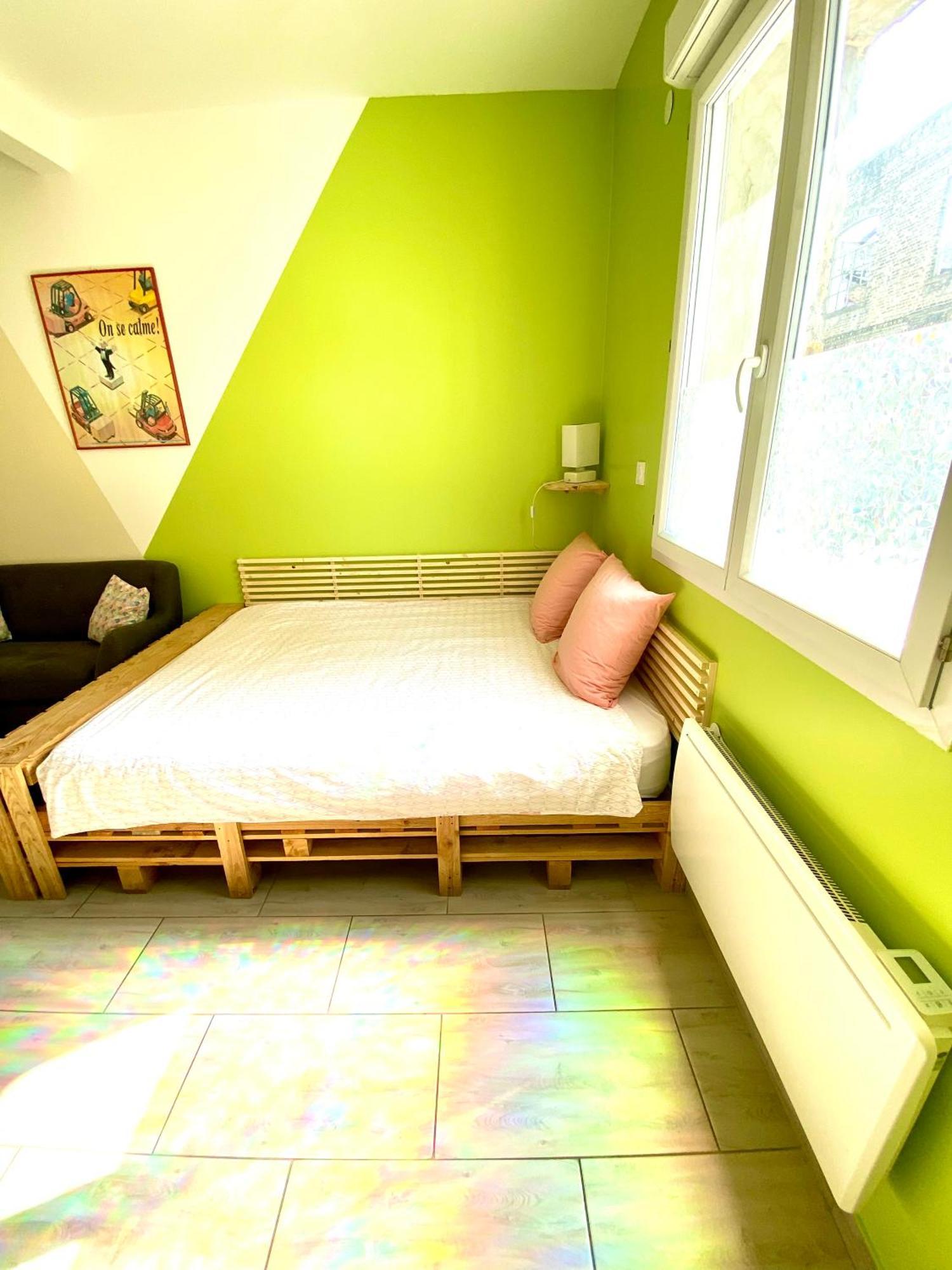 La Petite Escapade Lejlighed Calais Eksteriør billede