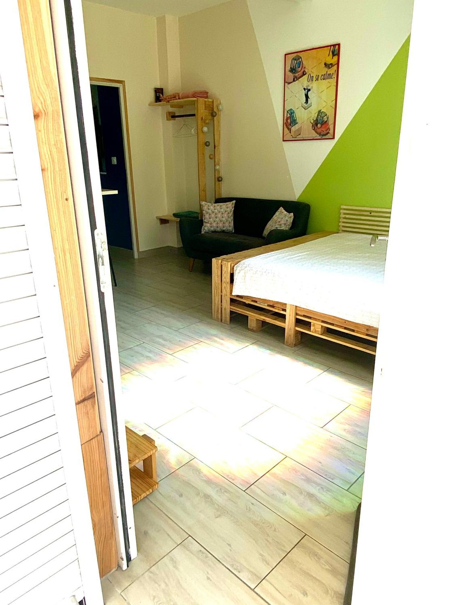 La Petite Escapade Lejlighed Calais Eksteriør billede